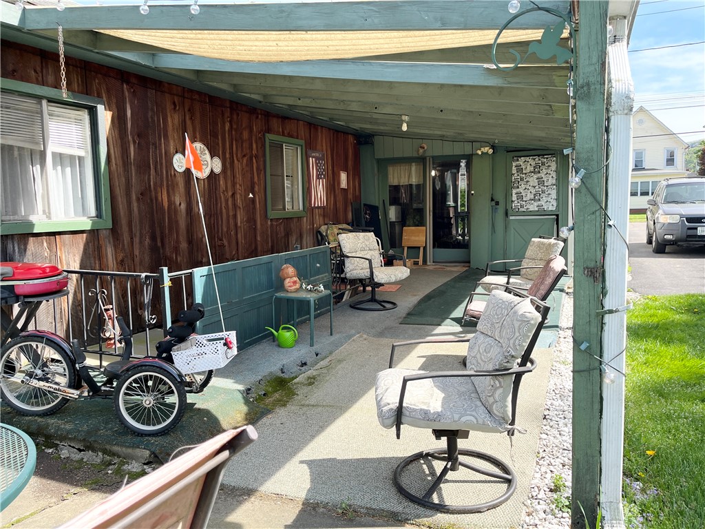 64 Pine Street, Hornell, New York image 21