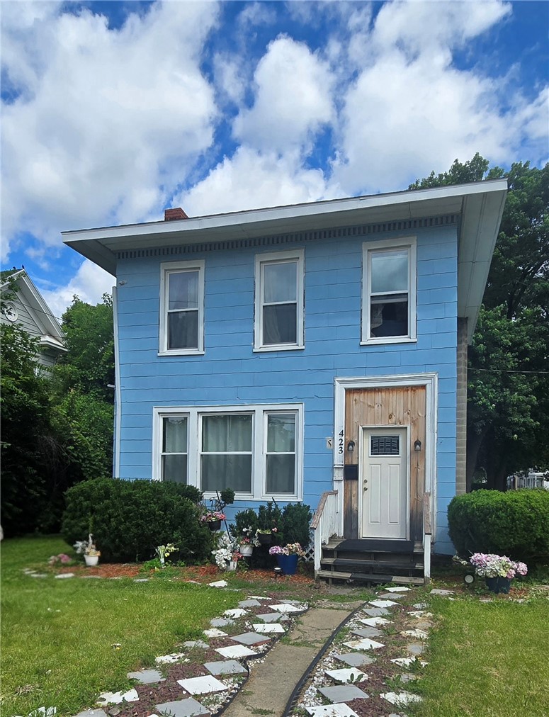 Photo 1 of 1 — 423 E Washington Avenue, Elmira City, NY 14901