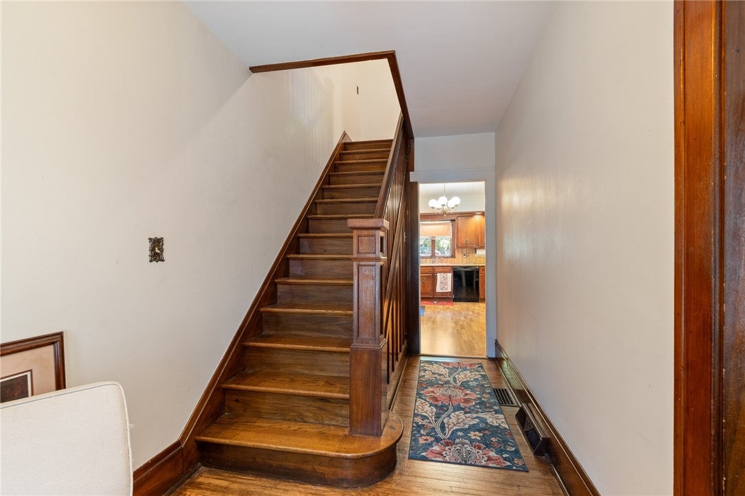 125 W Sherman Avenue