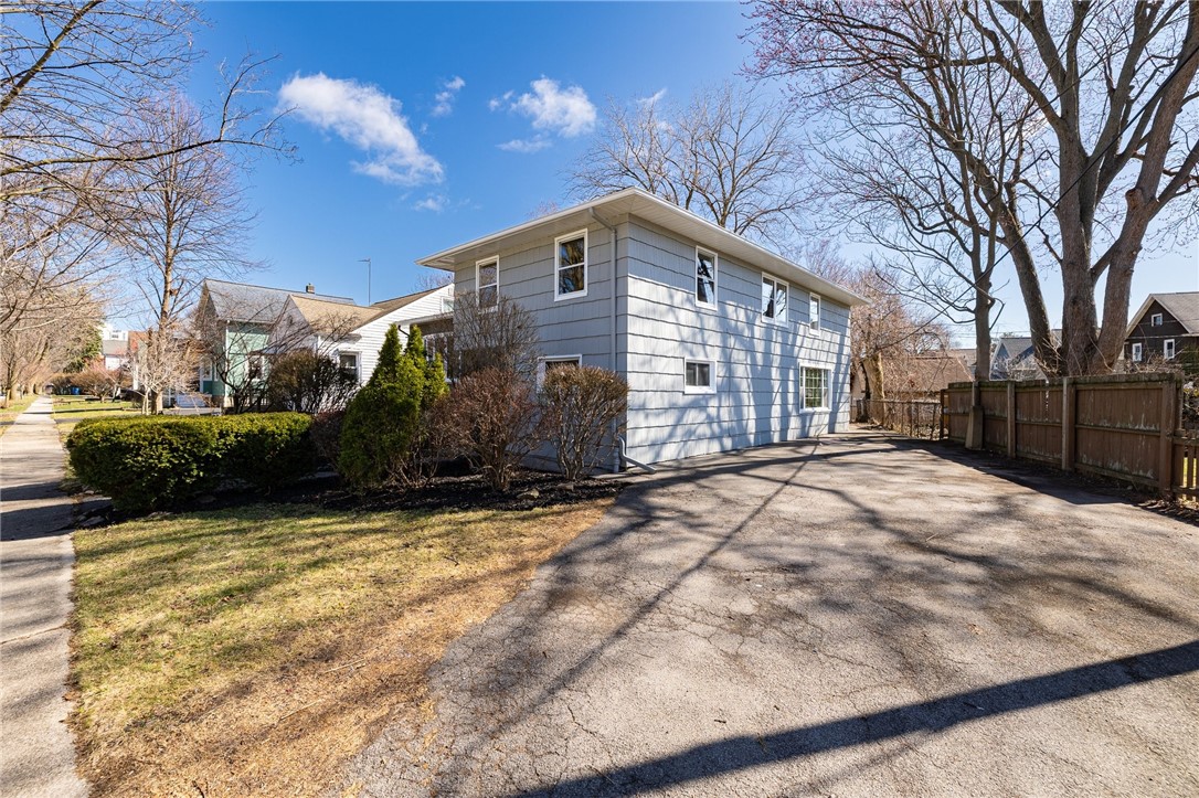28 Minnesota Street, Rochester, New York image 3