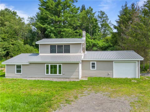 Homes For Sale - 1206 County Road 16<br/> Chenango County, Smyrna, NY 13832