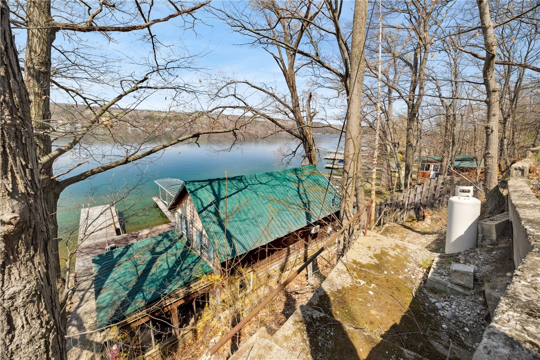 11519 E Lake Road, Wayne, New York image 23