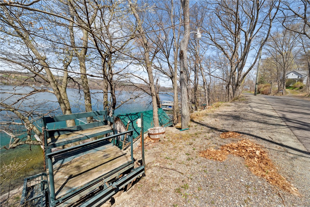 11519 E Lake Road, Wayne, New York image 18