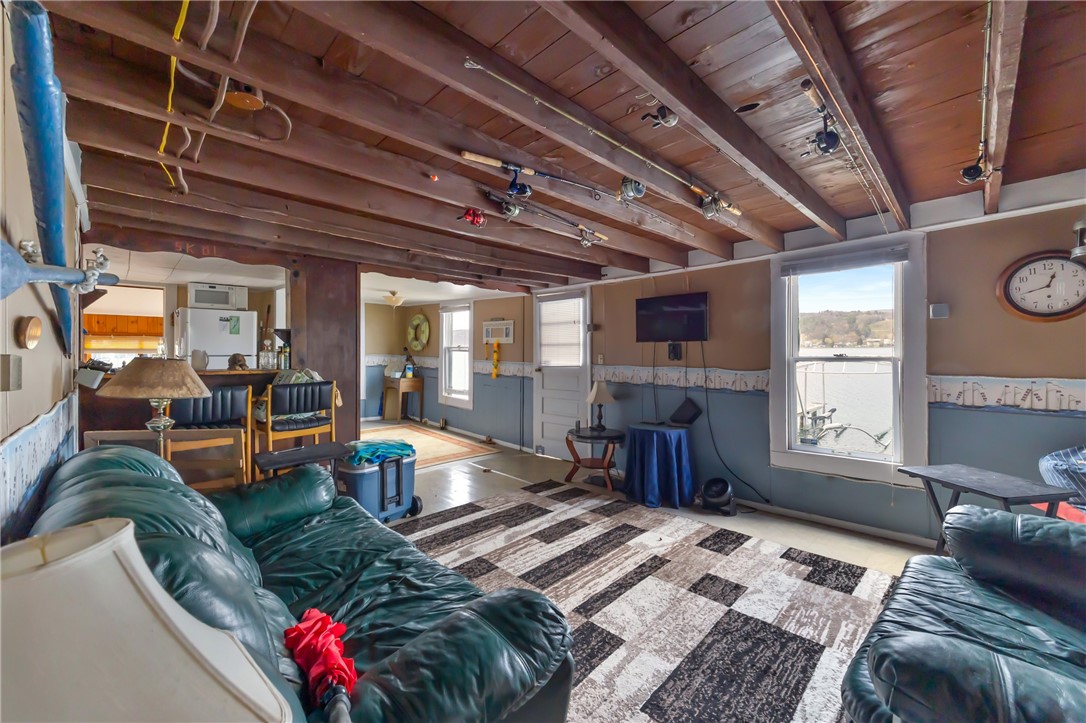 11519 E Lake Road, Wayne, New York image 10