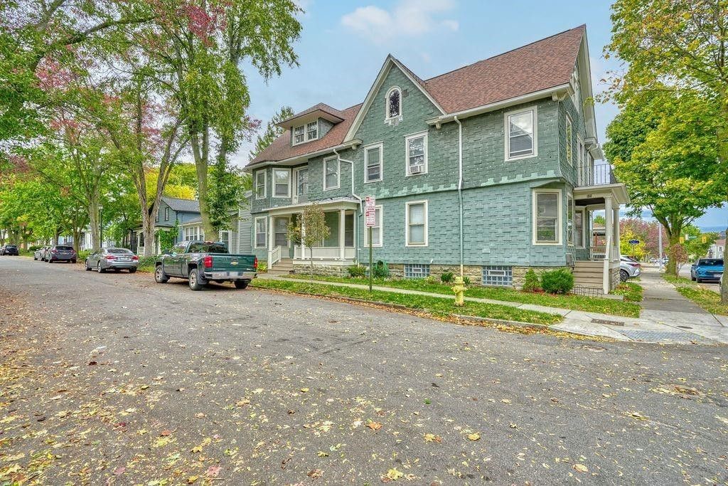 Photo of 371 Alexander Street, Rochester, NY 14607 (MLS # R1657318)