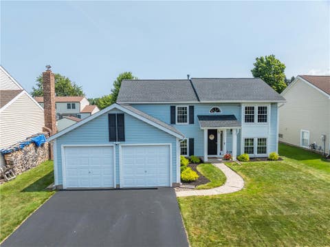Photo for 70 Constance Way W