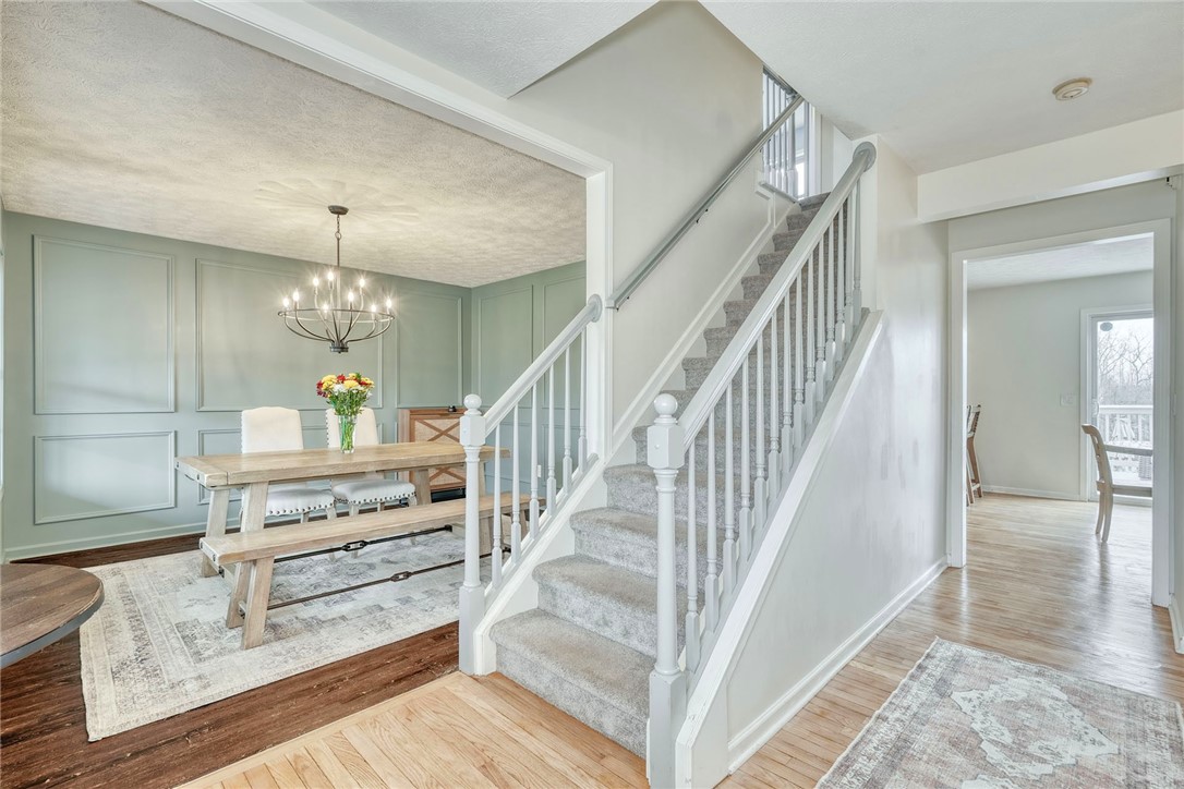 6430 Sunray Crest Dr