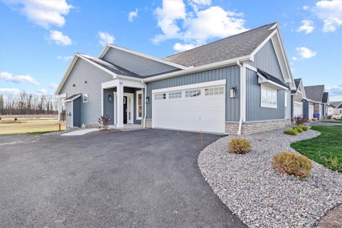 Photo of 129 Cedarway Circle #401, Webster, NY 14580 (MLS # R1709293)