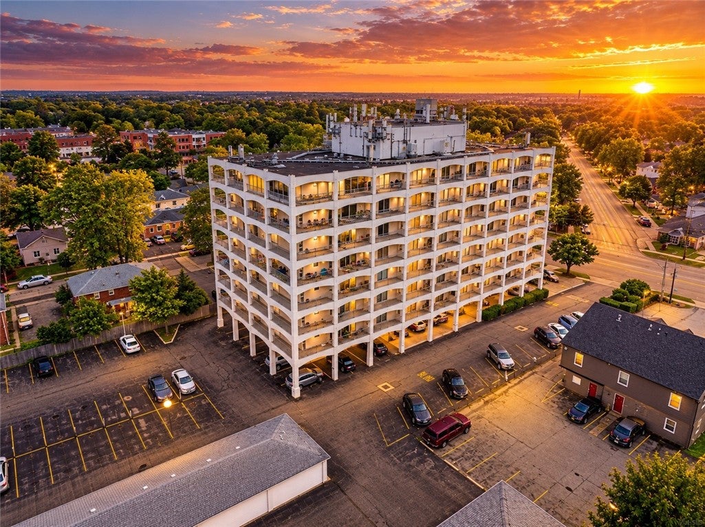 5854 Main Street 501