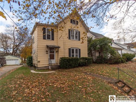 Multifamily For Sale - 17 Tew Street<br/> Jamestown, NY 14701