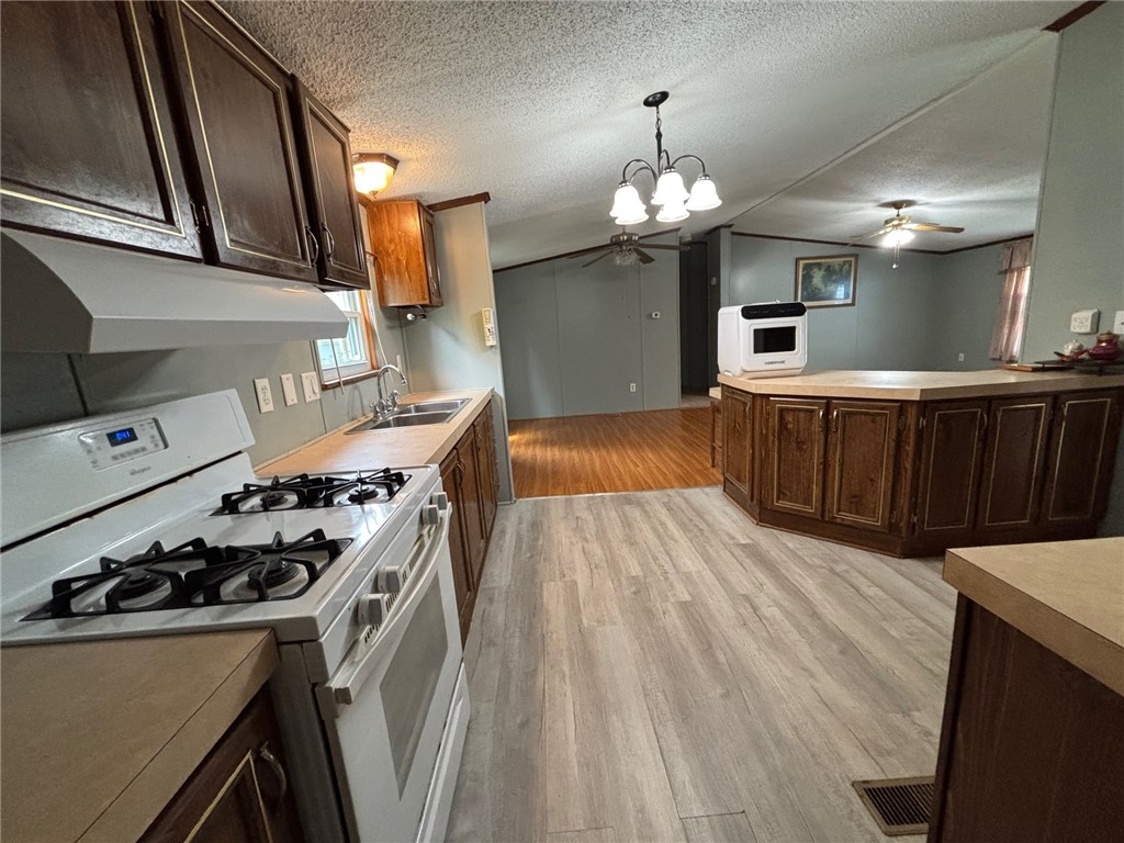 283 Sunset Drive, Clarendon, New York image 10