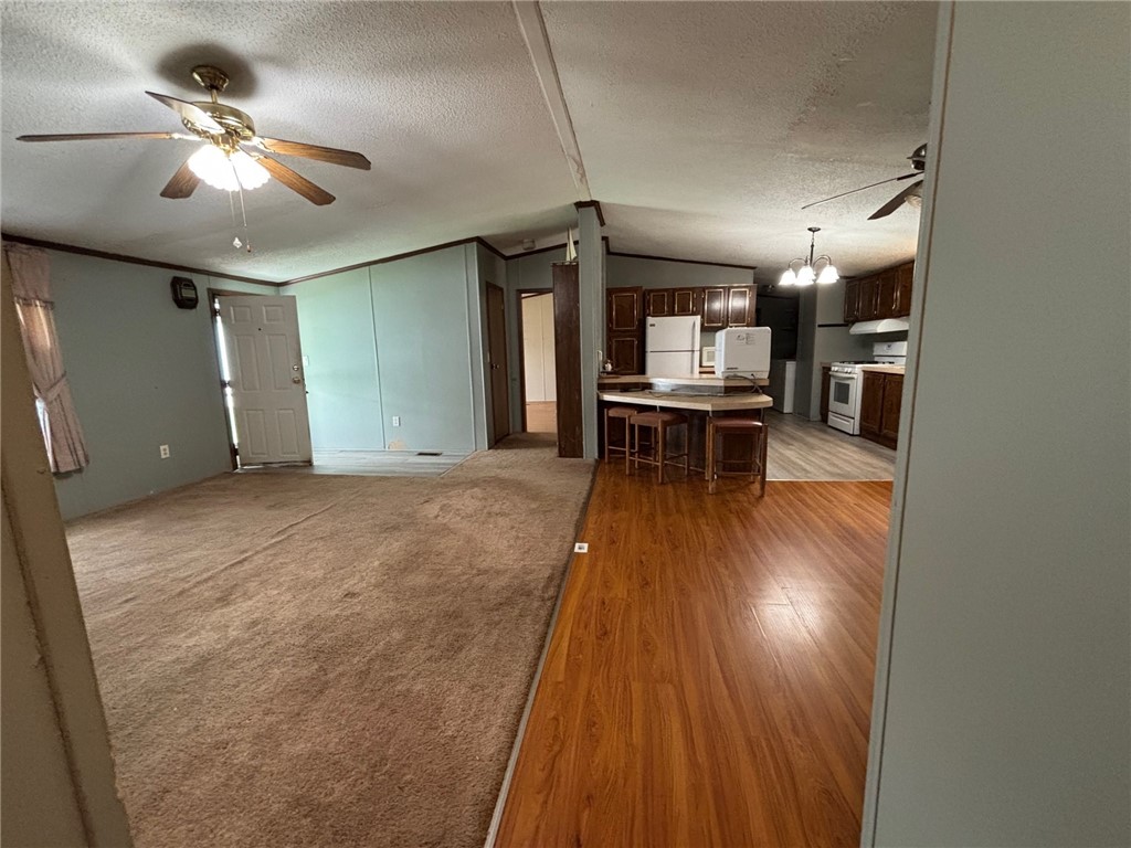 283 Sunset Drive, Clarendon, New York image 8