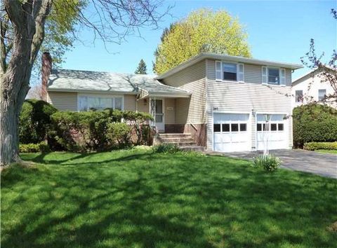 240 Maywood Drive Rochester NY 14618