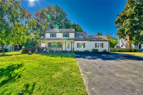 Photo for 631 Bay Road