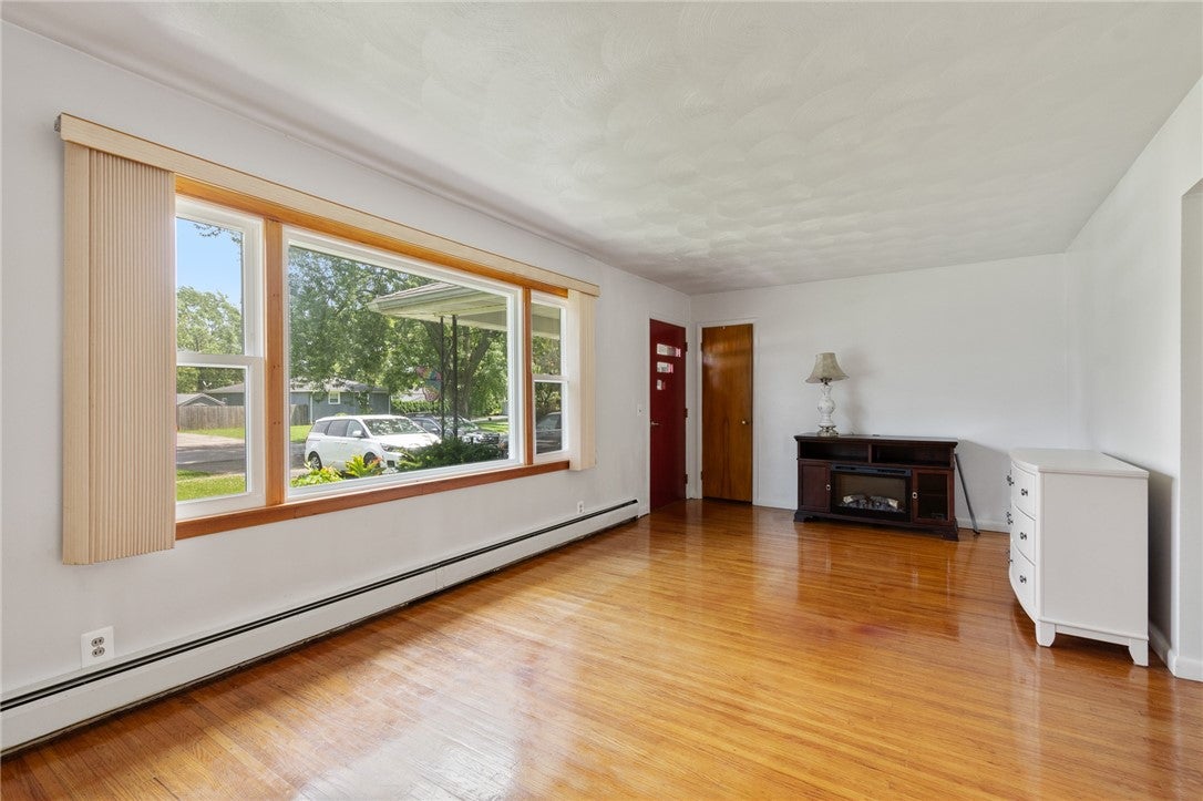 48 Tarwood Drive
