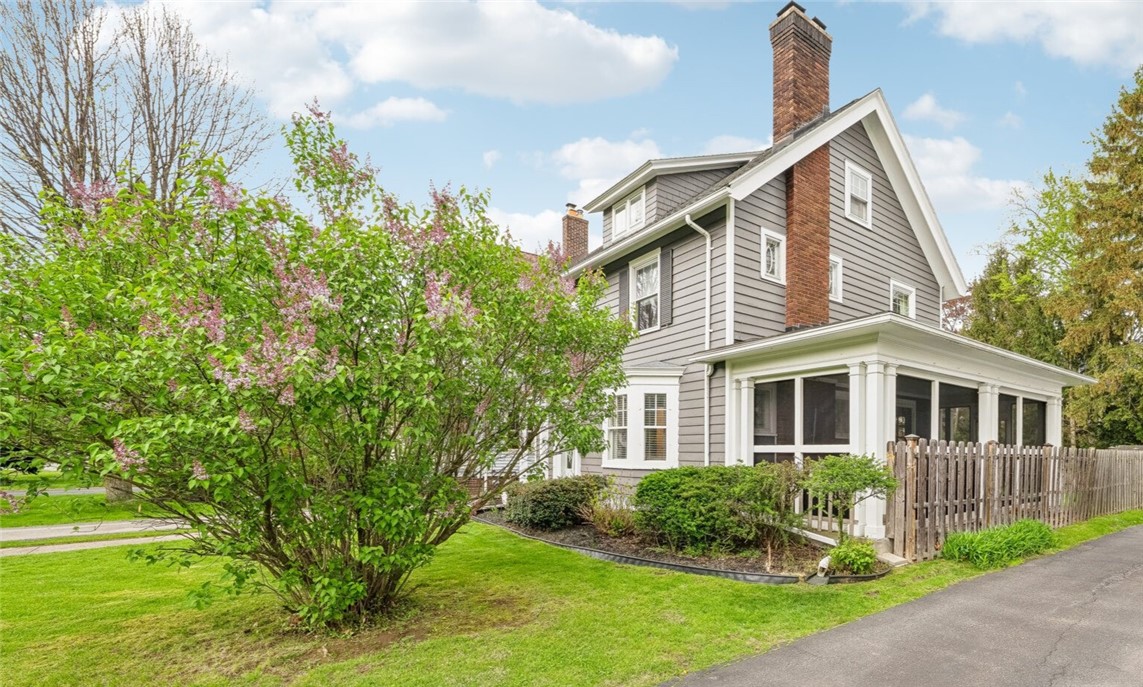 922 N Winton Road, Rochester, New York image 2