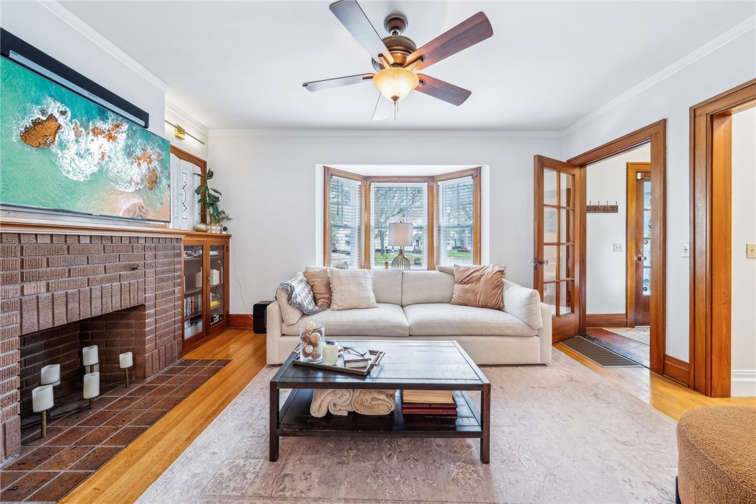 922 N Winton Road, Rochester, New York image 10