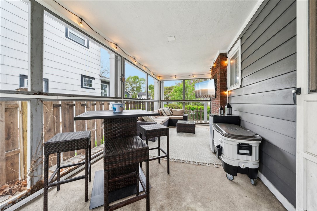922 N Winton Road, Rochester, New York image 19