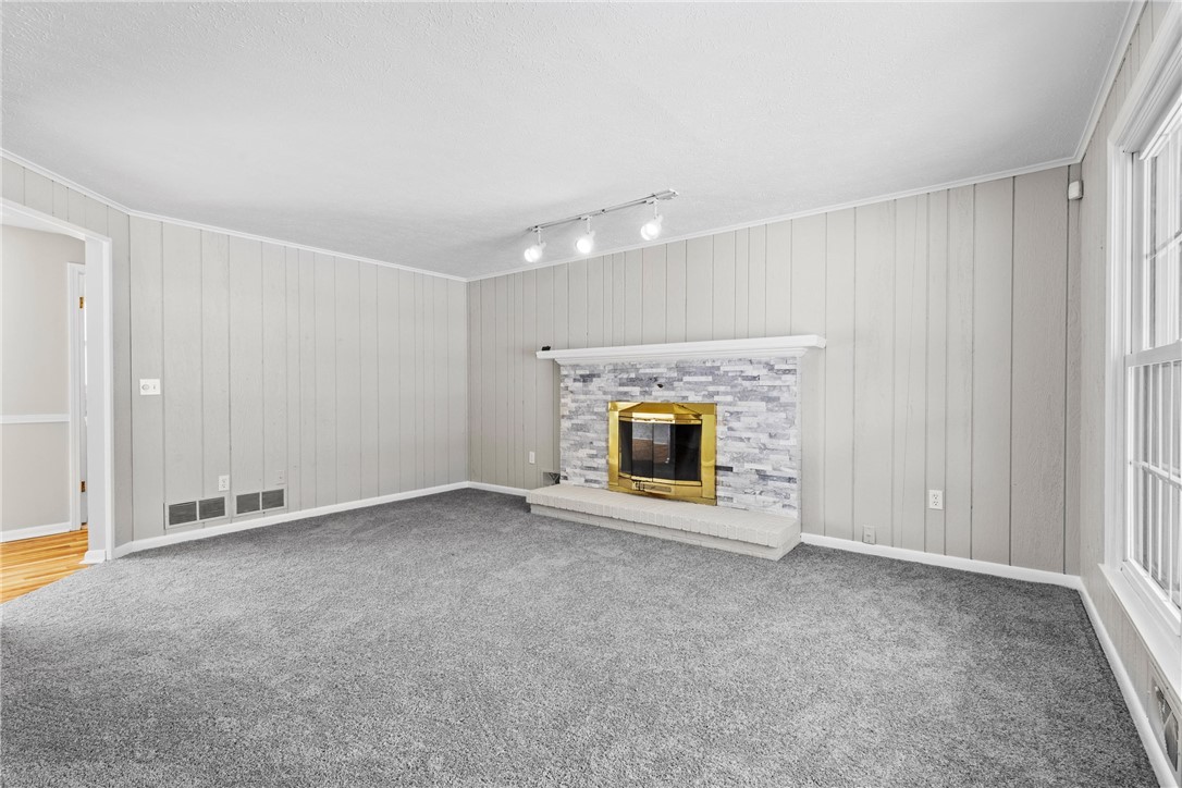 249 Parklands Drive, Greece, New York image 11