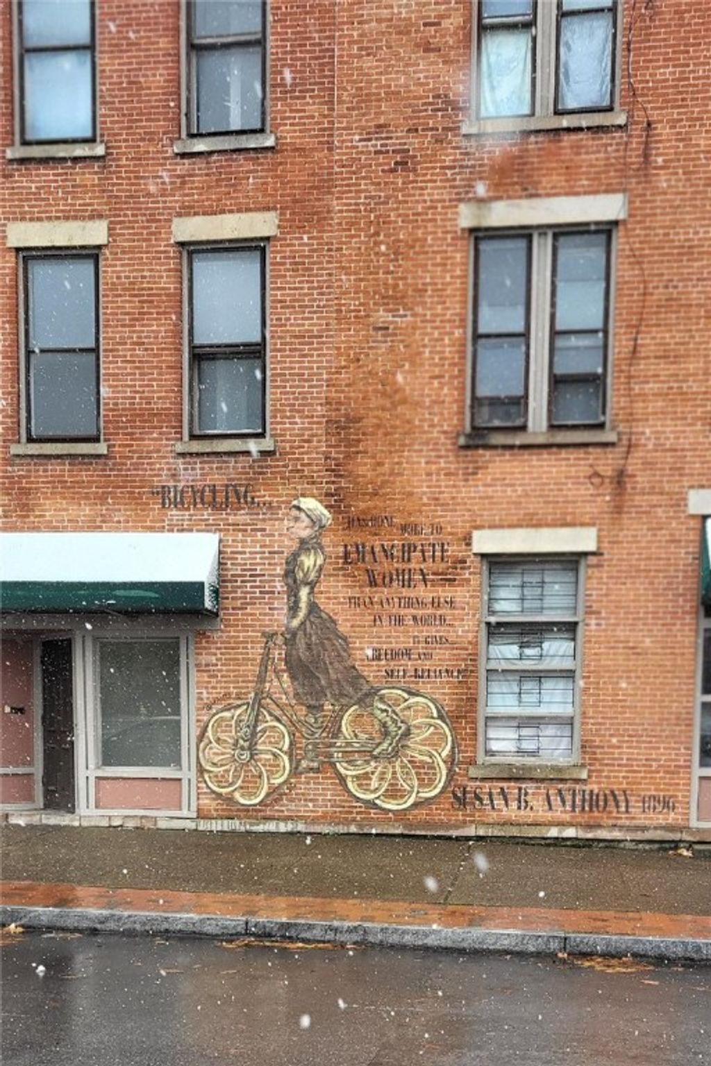 Photo of 438 W Main Street, Rochester, NY 14608 (MLS # R1653707)