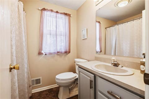 Tiny photo for 8 Yellowrose Circle, Clarkson, NY 14420 (MLS # R1708924)