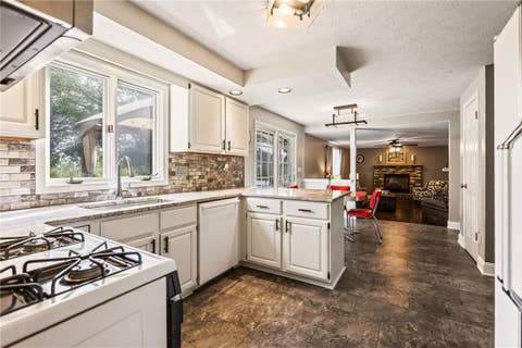 Tiny photo for 8 Yellowrose Circle, Clarkson, NY 14420 (MLS # R1708924)