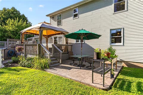 Tiny photo for 8 Yellowrose Circle, Clarkson, NY 14420 (MLS # R1708924)