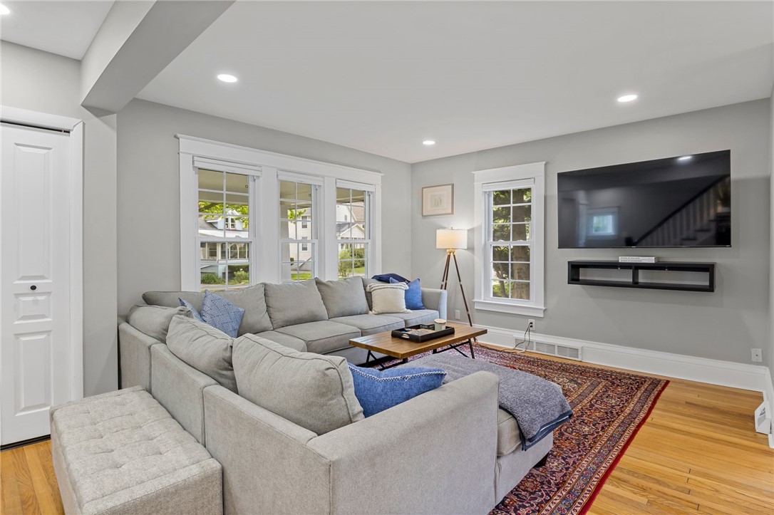 45 Croydon Road, Rochester, New York image 6
