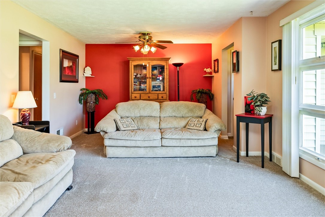 37 Glen Haven Road, Irondequoit, New York image 31