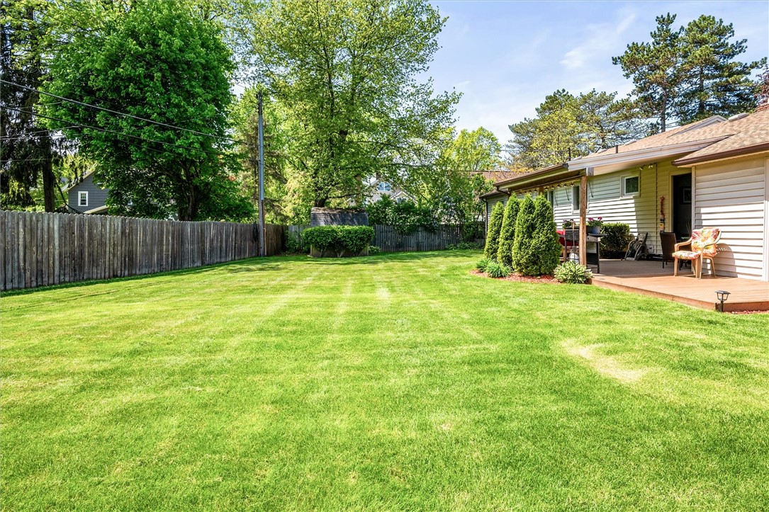 37 Glen Haven Road, Irondequoit, New York image 6