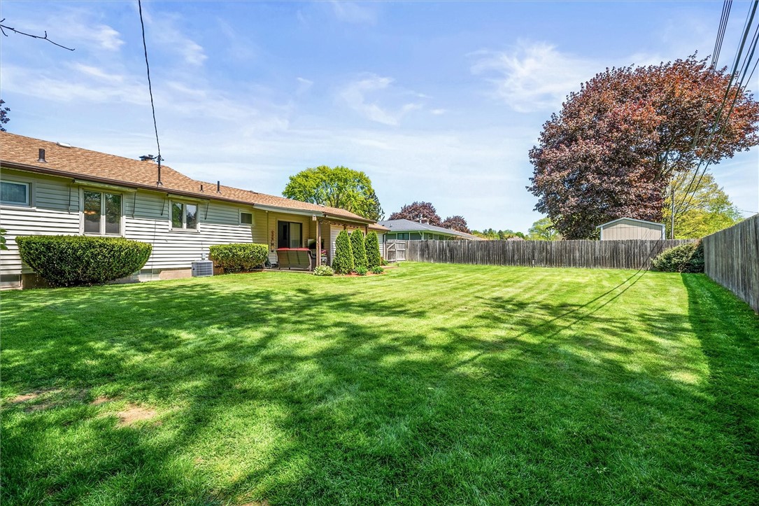 37 Glen Haven Road, Irondequoit, New York image 9