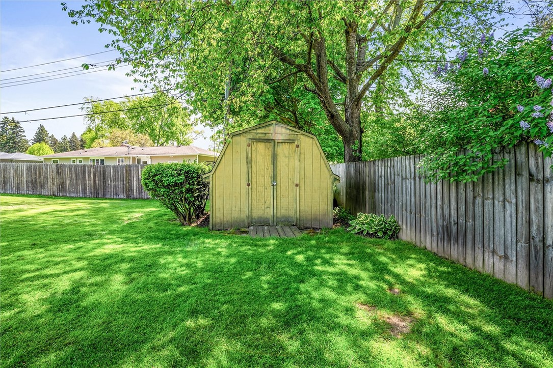 37 Glen Haven Road, Irondequoit, New York image 11