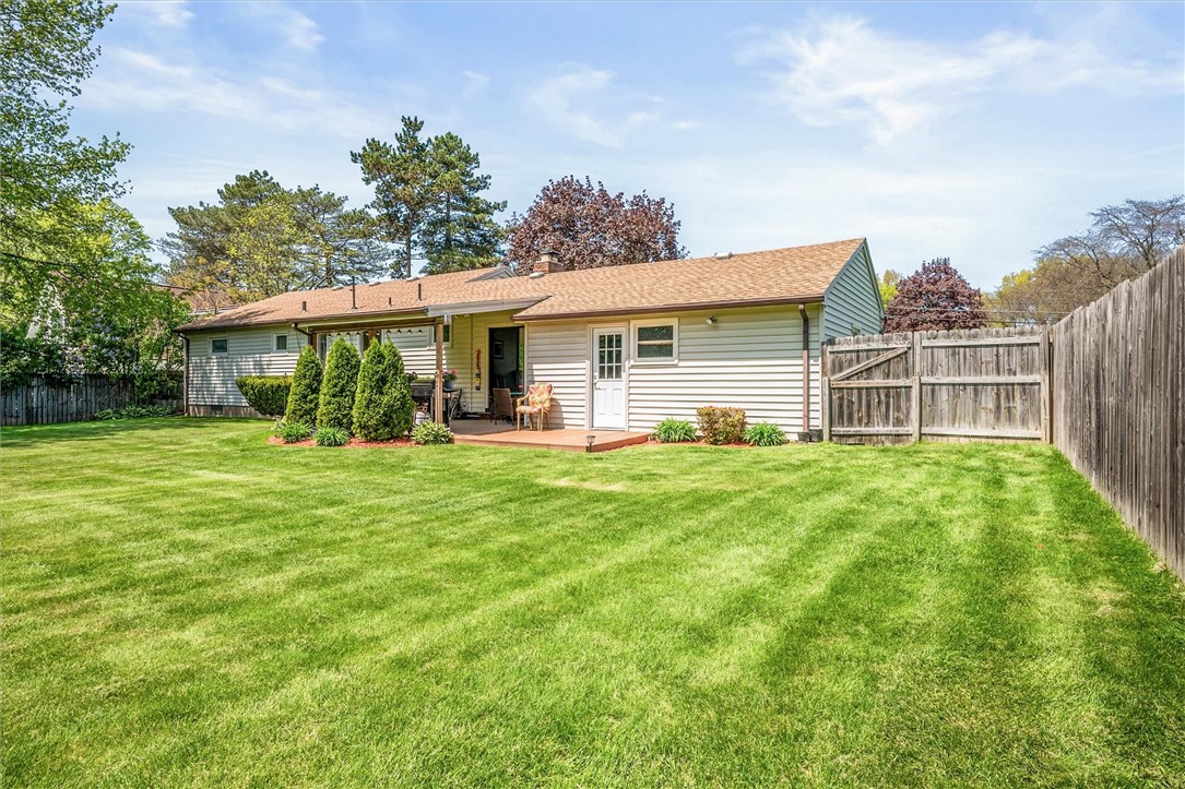37 Glen Haven Road, Irondequoit, New York image 5