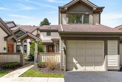 Townhouse For Sale - 237 Highland Parkway<br/> Rochester, NY 14620