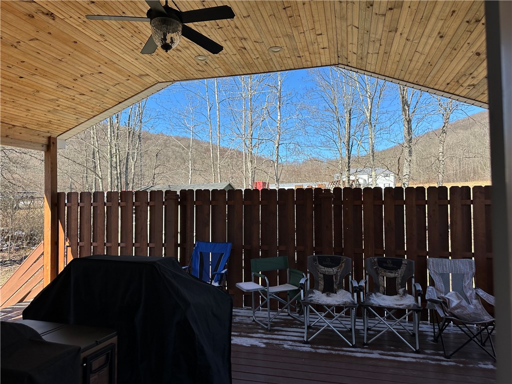 9 Ranch Road, Lewis Run, Pennsylvania image 3