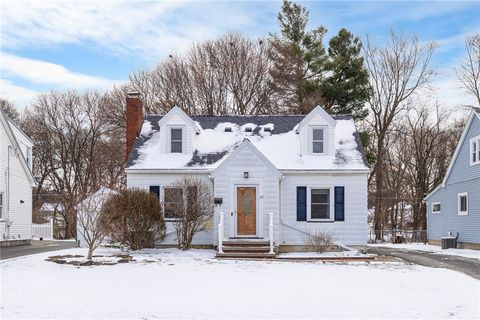 133 stonecliff drive rochester ny 14616