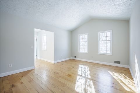 Tiny photo for 20 Ashwood Knoll Knl, Chili, NY 14624 (MLS # R1660593)