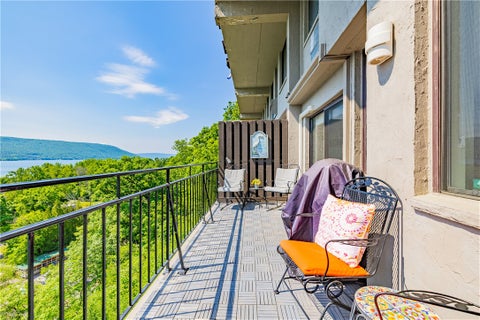 Photo of 4 Cliffside Drive, South Bristol, NY 14424 (MLS # R1699278)