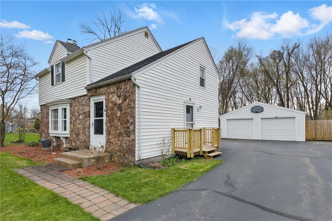 5 Rye Road, Greece, New York image 3