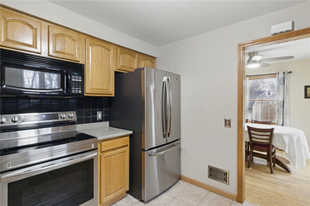 5 Rye Road, Greece, New York image 12