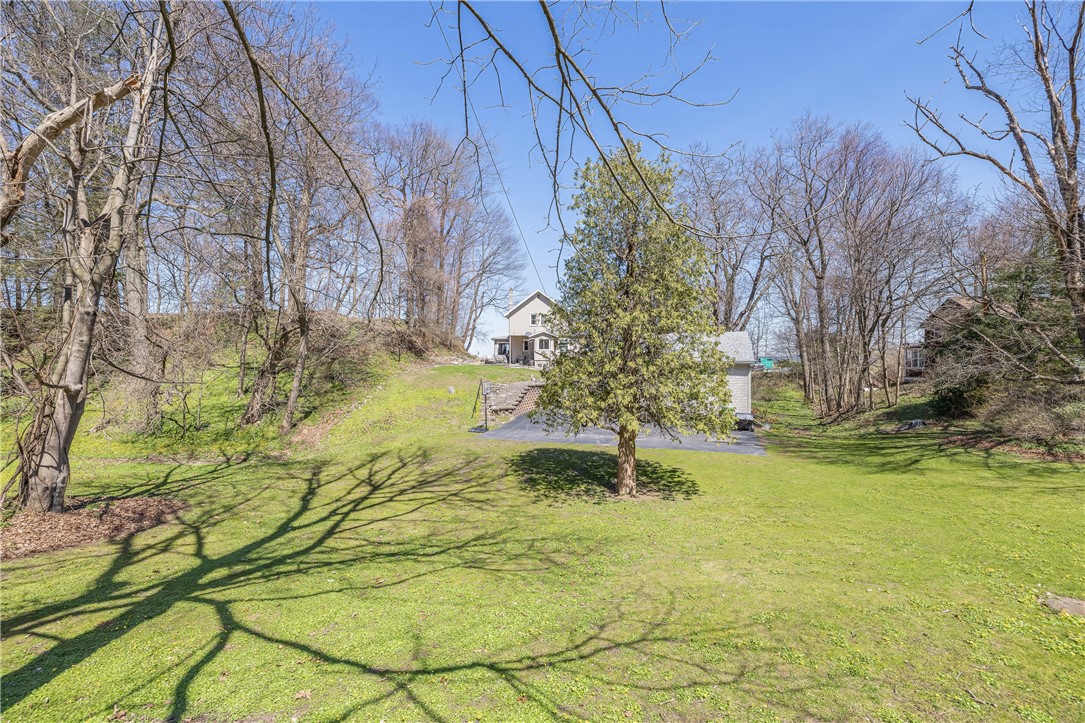 57 Lake Bluff Road, Irondequoit, New York image 8