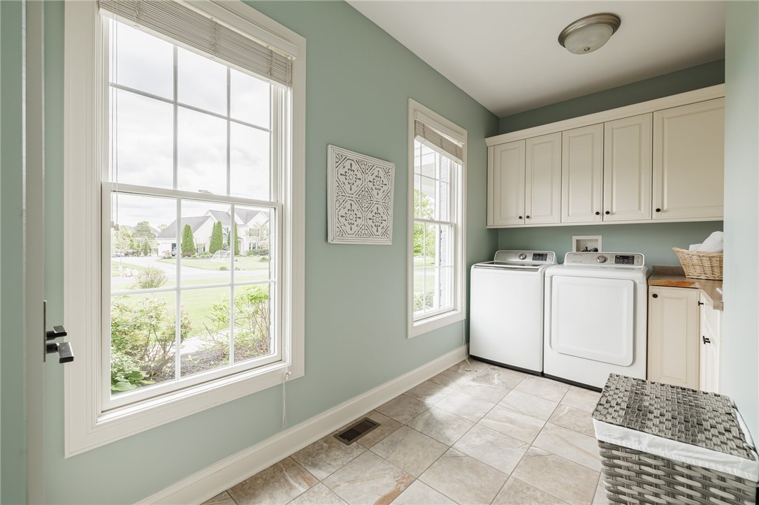 36 Amber Hill Drive, Pittsford, New York image 28