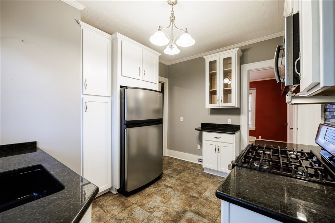 100 Highland Ave #1