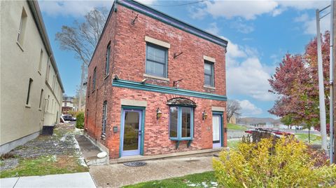 Photo of 28 Fall Street, Seneca Falls, NY 13148 (MLS # R1650604)