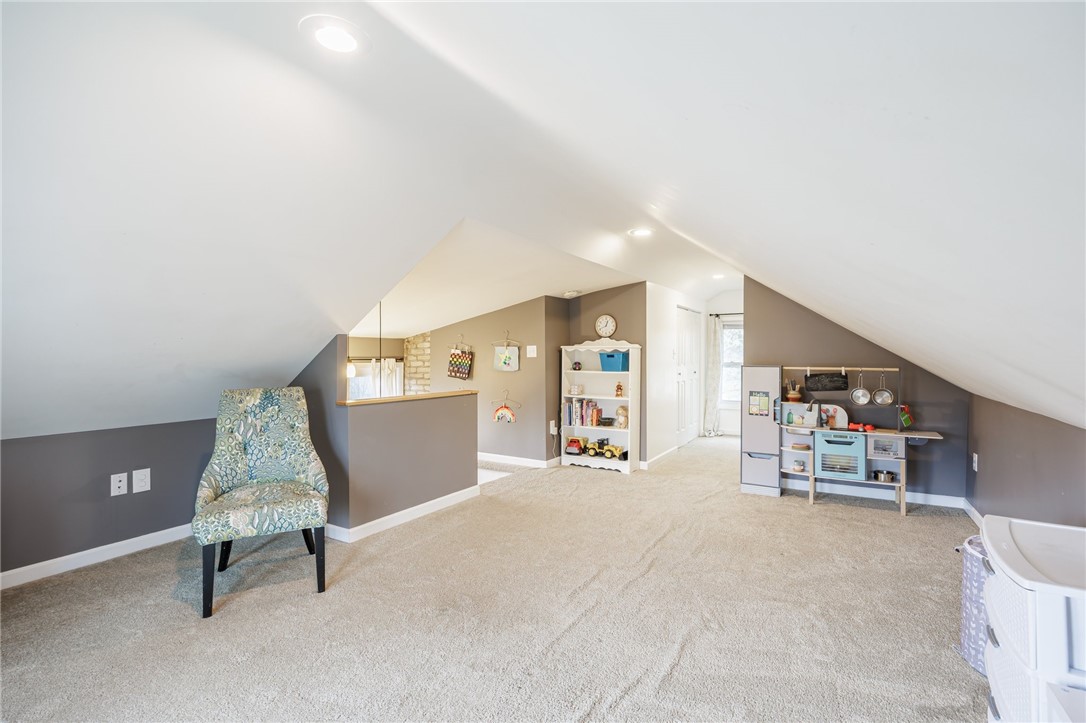 380 Laurelton Road, Irondequoit, New York image 34