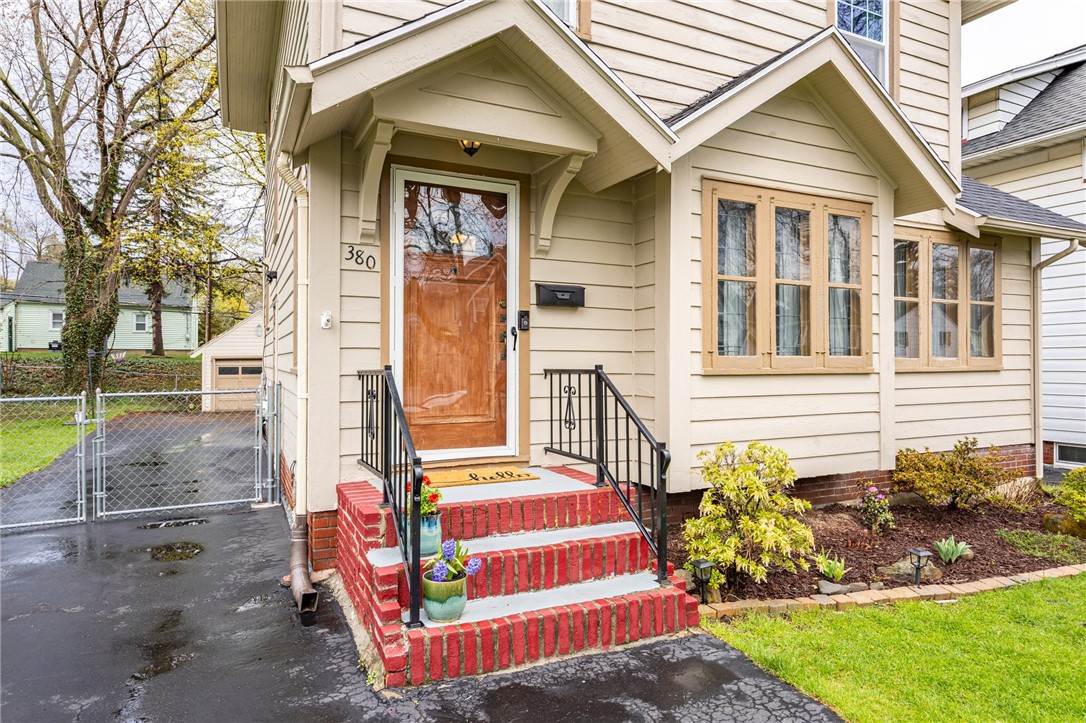380 Laurelton Road, Irondequoit, New York image 4