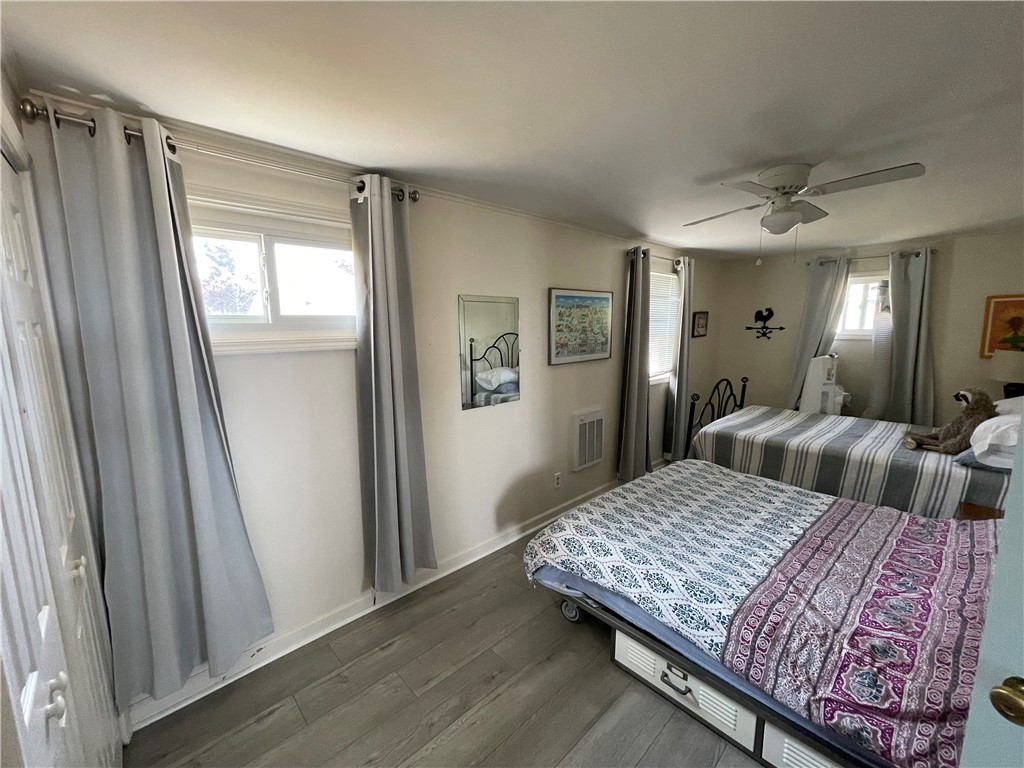 Yates, New York 14098, United States, 2 Bedrooms Bedrooms, ,1 BathroomBathrooms,Residential,Pending,200085