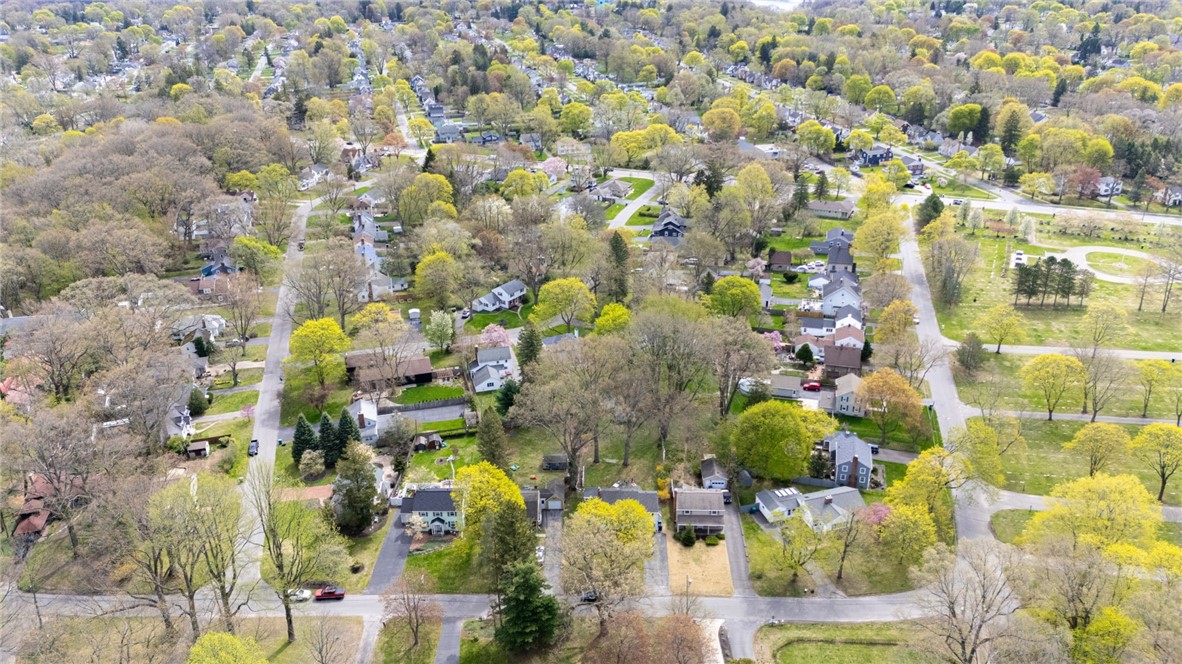 48 Wisner Road, Irondequoit, New York image 47