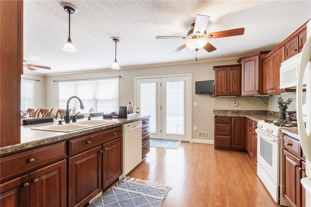 48 Wisner Road, Irondequoit, New York image 20