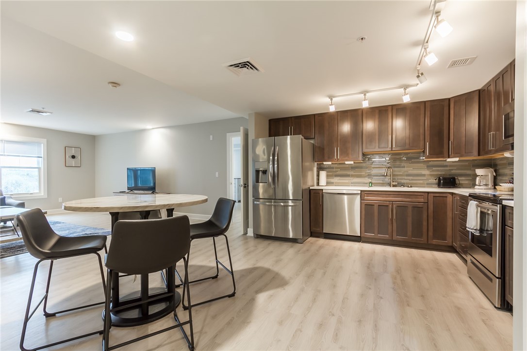 205 Lakeshore Drive 417